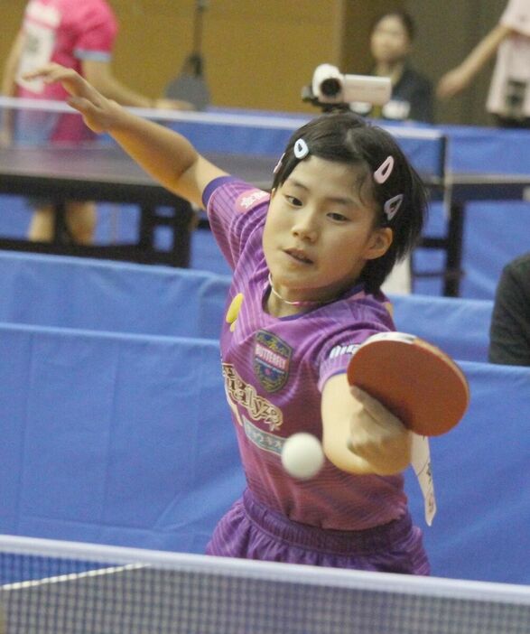 ３戦連続ストレートで１６強に進んだ松島美空