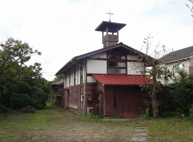 日本を代表する近代建築家の吉村順三が設計し、1954年に建てられた三里塚教会＝成田市で2024年11月1日午後1時7分、小林多美子撮影