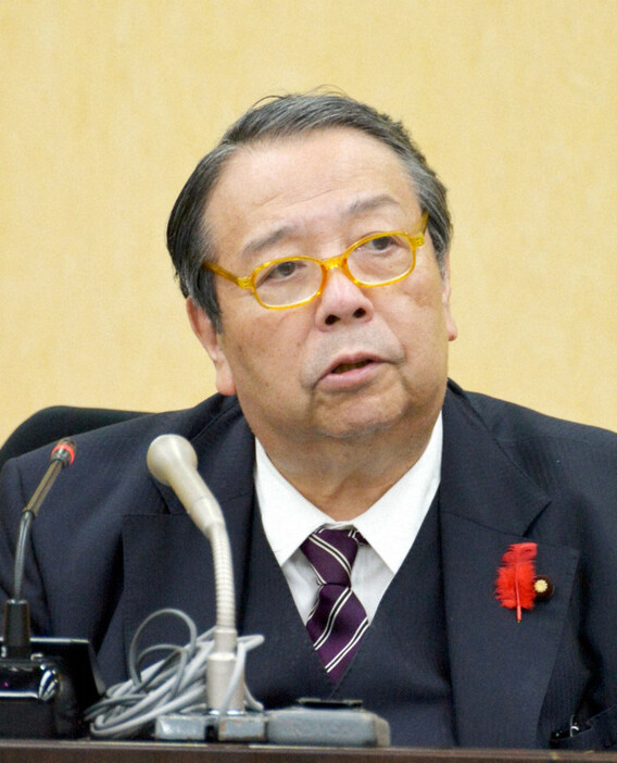 村上誠一郎総務相＝藤渕志保撮影