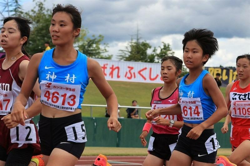 24年全中1500mで入賞した神村学園の瀬戸口恋空（左）と武田星莉