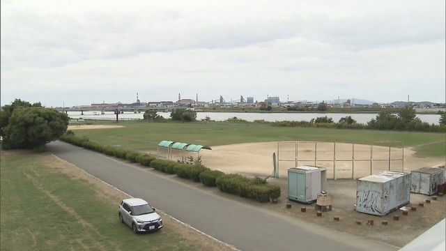 パスポートなどが見つかった紀の川の河川敷