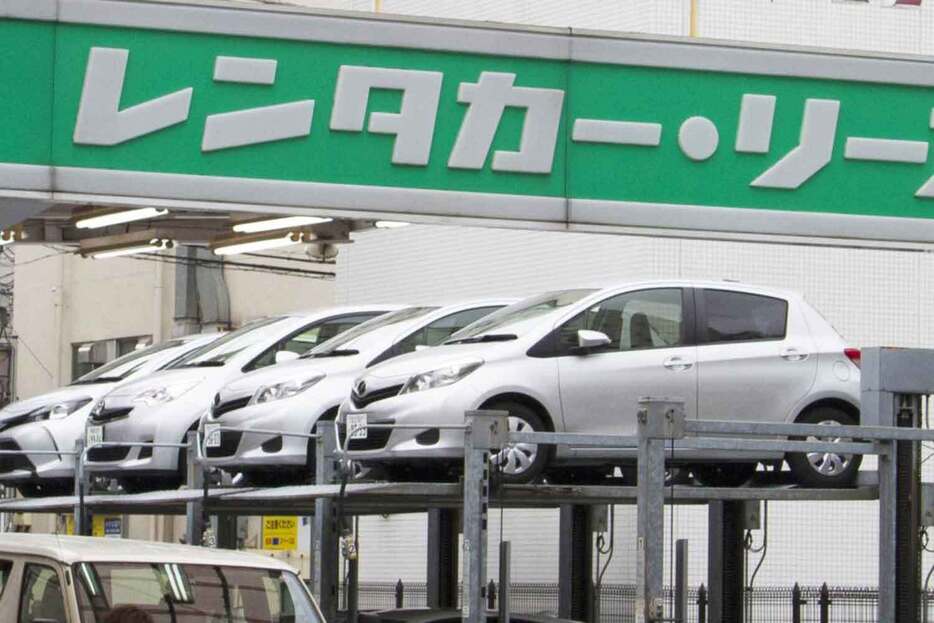 ここ最近インバウンドによる運転マナーやレンタカーに関する話題が絶えない。日本人が舐められているとも言える状況は、そろそろ手を打たないとマズイと関係各所からも意見が出始めているという。