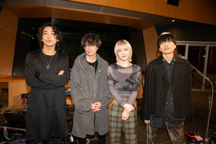 左から小林祐介、中野雅之、milet、加藤隆志。（Photo by Katsumi Omori）