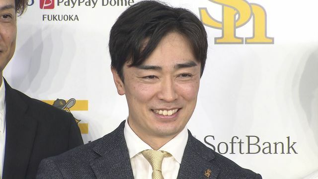 引退会見で現役生活を振り返ったソフトバンクの和田毅投手