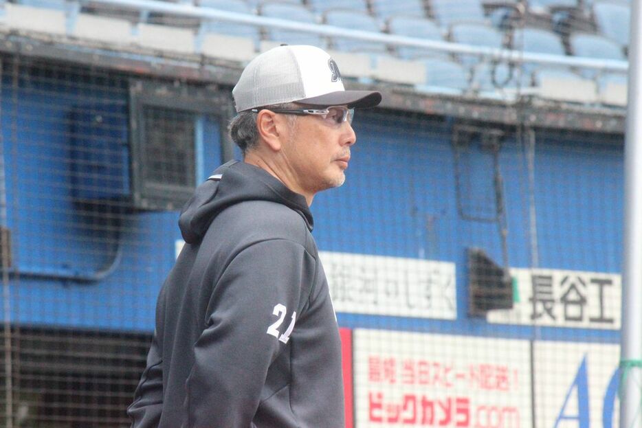 ロッテ・吉井監督