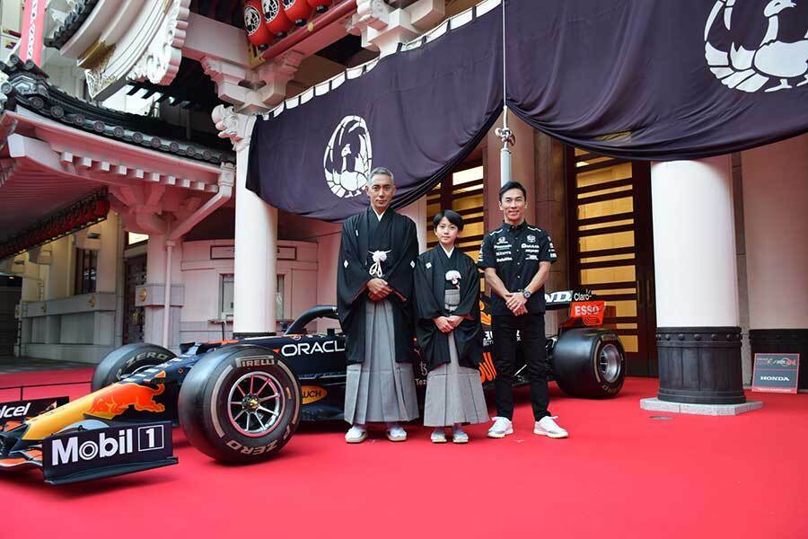 歌舞伎座でF1のパブリックビューイングイベントが開催【写真：ENCOUNT編集部】