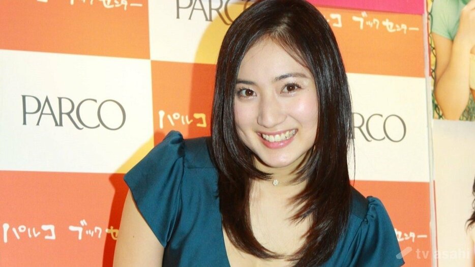 元小学生グラドル・紗綾、ママとなり2年越しの結婚式「一層特別感がありました」