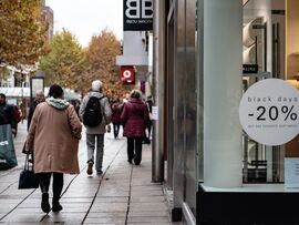 Shoppers in Stuttgart, Germany. Photographer: Ben Kilb/Bloomberg