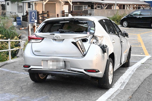 11月に西伊豆町で発生した交通死亡事故の車両。サイドブレーキの引き忘れが原因で女性が亡くなった＝同町（写真の一部を加工しています）