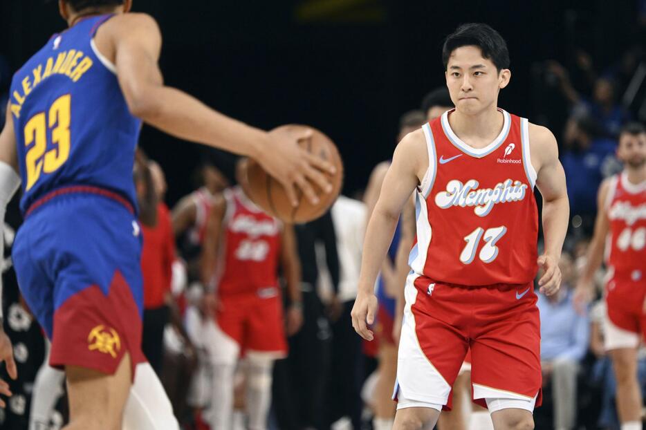 ナゲッツ戦に途中出場したグリズリーズの河村＝メンフィス（NBAE・ゲッティ＝共同）