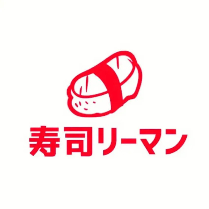 全ジャンルの寿司を愛し、1000日以上連続寿司生活を送る31歳ビジネスパーソン。累計3万貫の寿司を食す。大将やお客さんとの会話や出会いが生まれるカウンター文化の魅力に取り憑かれ、四六時中寿司のことで頭がいっぱいの寿司愛好家。全国の名店を紹介するInstagramやYouTubeは総フォロワー17万人超え。TV番組やWEB媒体などのメディアにも多数登場。 6月には書籍『寿司の「魔力」』（読書人）を出版。