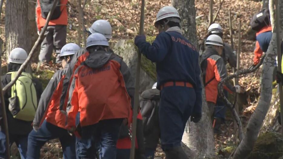 捜索活動（長野県山ノ内町）