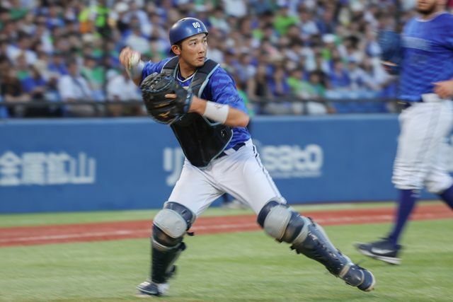 DeNAの山本祐大選手(写真：時事)