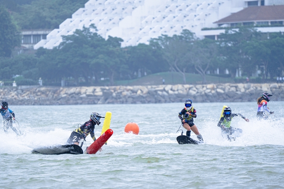 ハクサビーチで開催された「2024年UIMマカオグランプリ・モトサーフ世界選手権フィナーレ」（写真：Melco Resorts & Entertainment Ltd.）