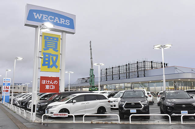 今月23日に営業を始め、来年１月１日にグランドオープンするＷＥＣＡＲＳ山形店＝山形市嶋北２丁目