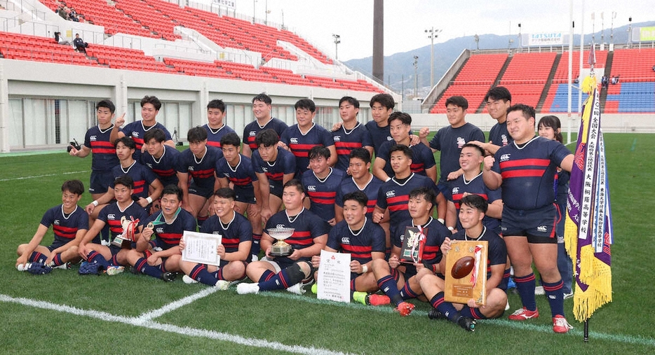 ＜常翔学園・近大付＞花園出場を決めた常翔学園フィフティーン（撮影・大森　寛明）