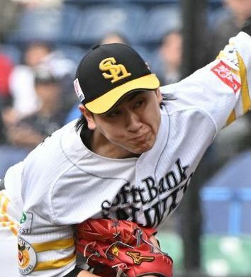 プロ野球12球団合同トライアウトで力投した佐藤宏樹（撮影・冨永豊）