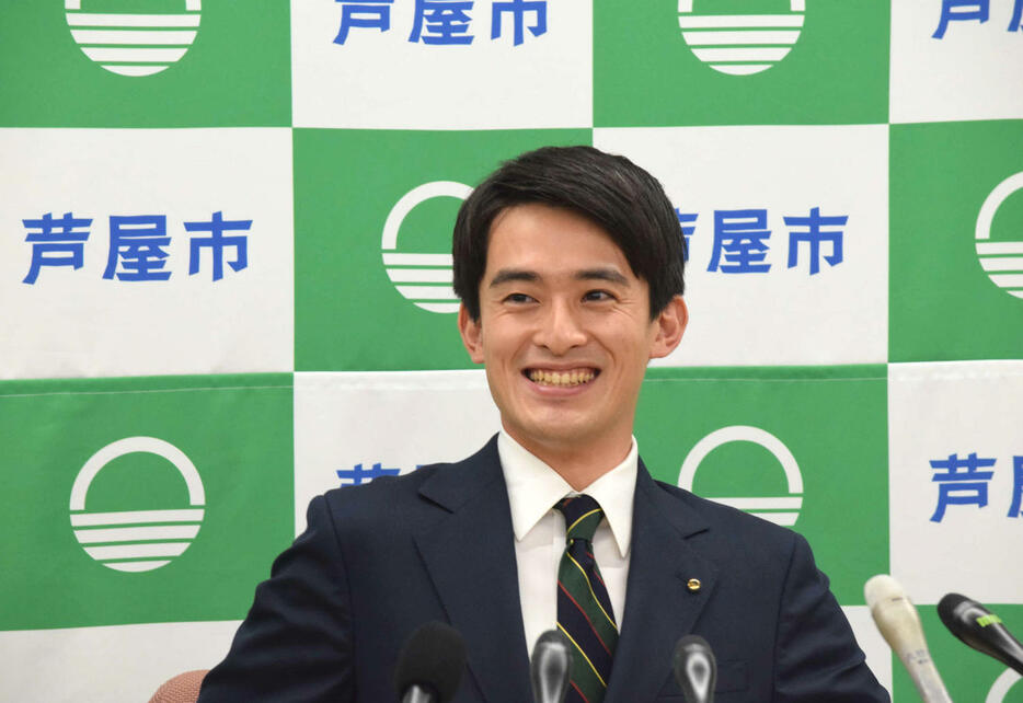 高島崚輔芦屋市長（2023年5月1日撮影）