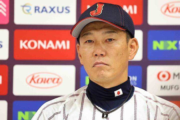 侍ジャパンを率いる井端監督。試合後は敗戦を「自身の責任」だと語った。写真：梅月智史（THE DIGEST写真部）