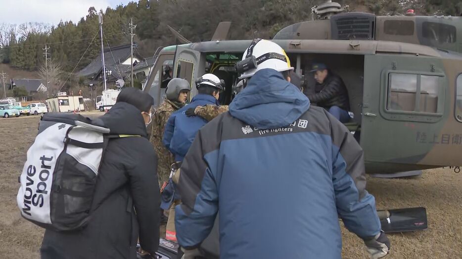 “集団避難”は自衛隊のヘリコプターで（1月撮影）