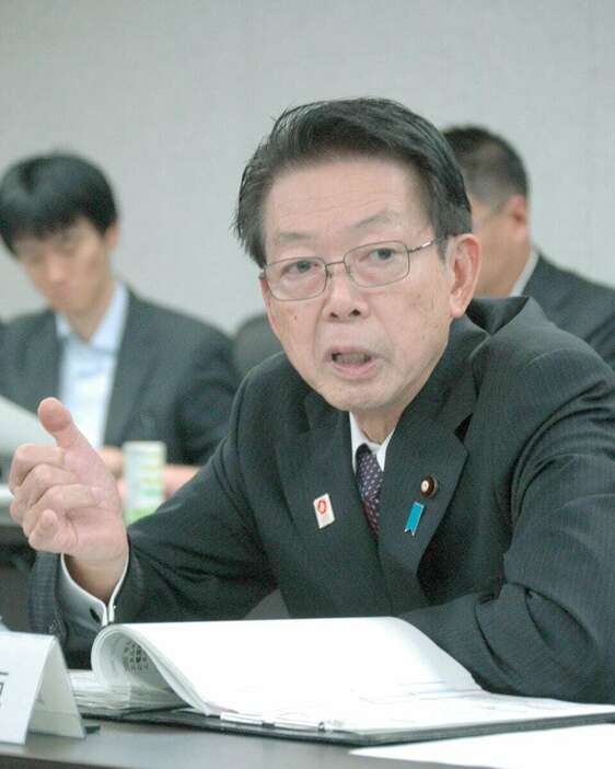 武藤容治経済産業相（中村智隆撮影）