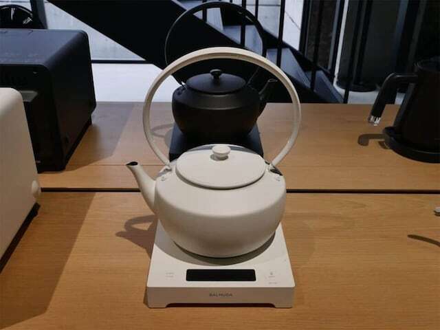 バルミューダが温度調整機能付き電気ケトル「MoonKettle」とカセットコンロ「Table Stove」を発売。一体どのような商品なのでしょうか。新製品体験会で感じた魅力をリポートします。