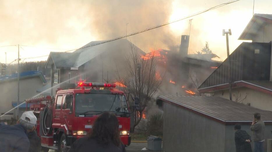 火事のあった現場（12日朝　北海道紋別市大山町１丁目）