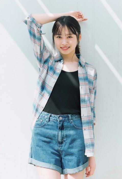 「週刊ヤングジャンプ」50号に登場した「日向坂46」の高橋未来虹さん（c）北岡稔章／集英社