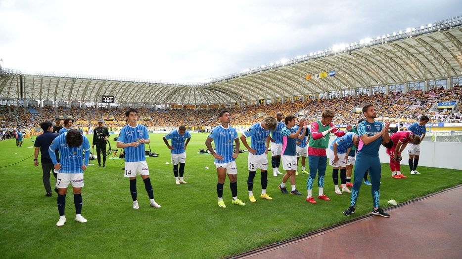 横浜FCサポーター1名が仙台戦で侮辱的行為 (C)J.LEAGUE