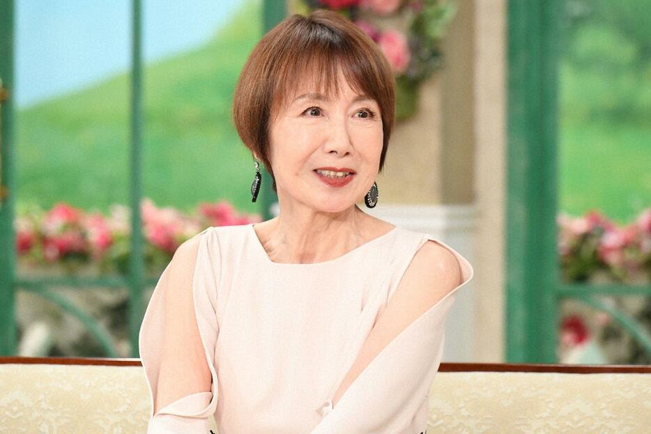 トーク番組「徹子の部屋」に出演する奈美悦子さん＝テレビ朝日提供