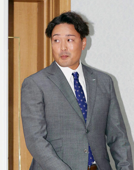 今季限りで引退した秋山拓巳氏