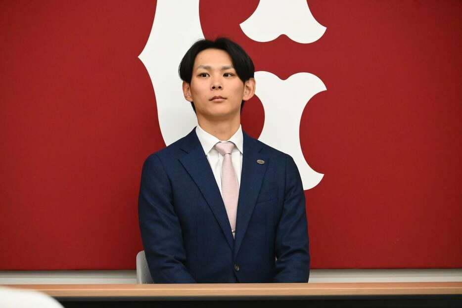 巨人・泉圭輔は1650万円増で契約更改