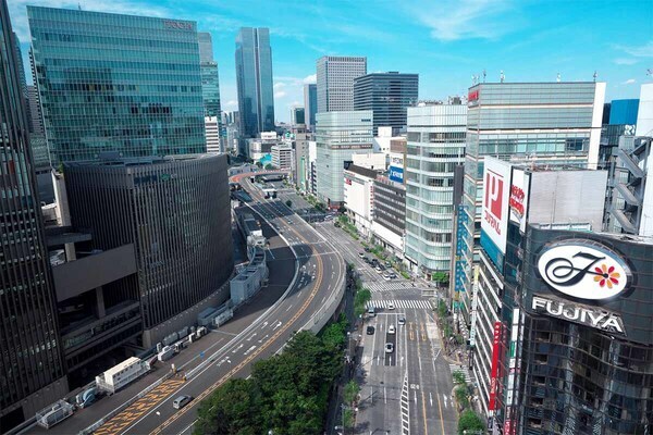 高架道路がKK線こと東京高速道路（画像：写真AC）。