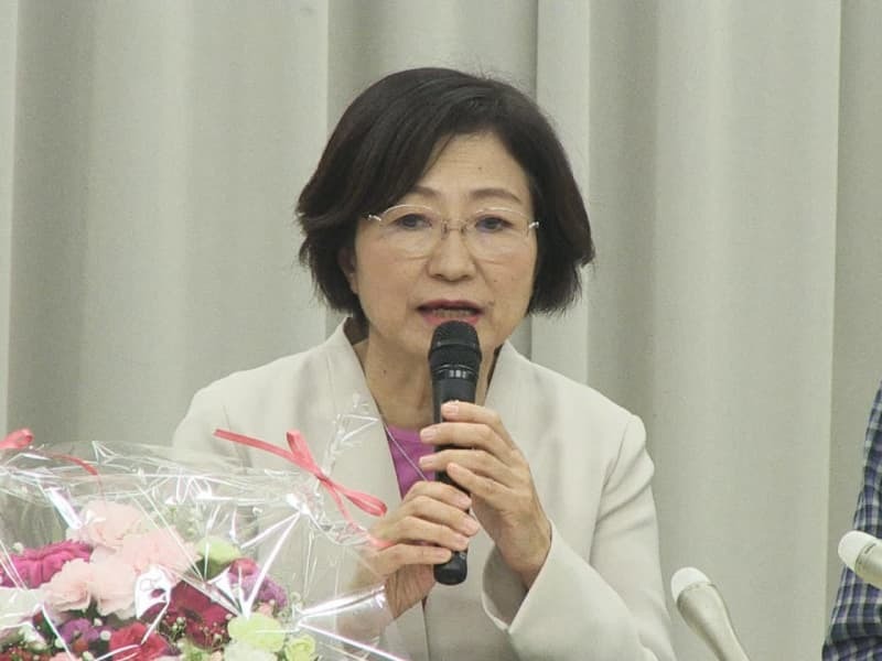 出馬表明した和田玲子氏＝１６日午後、岐阜市内