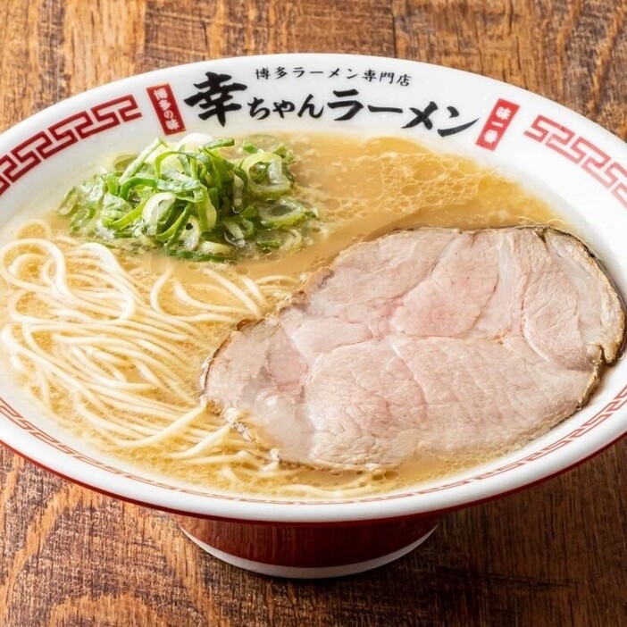 『博多ラーメン専門店 幸ちゃんラーメン 伏見店』のラーメン