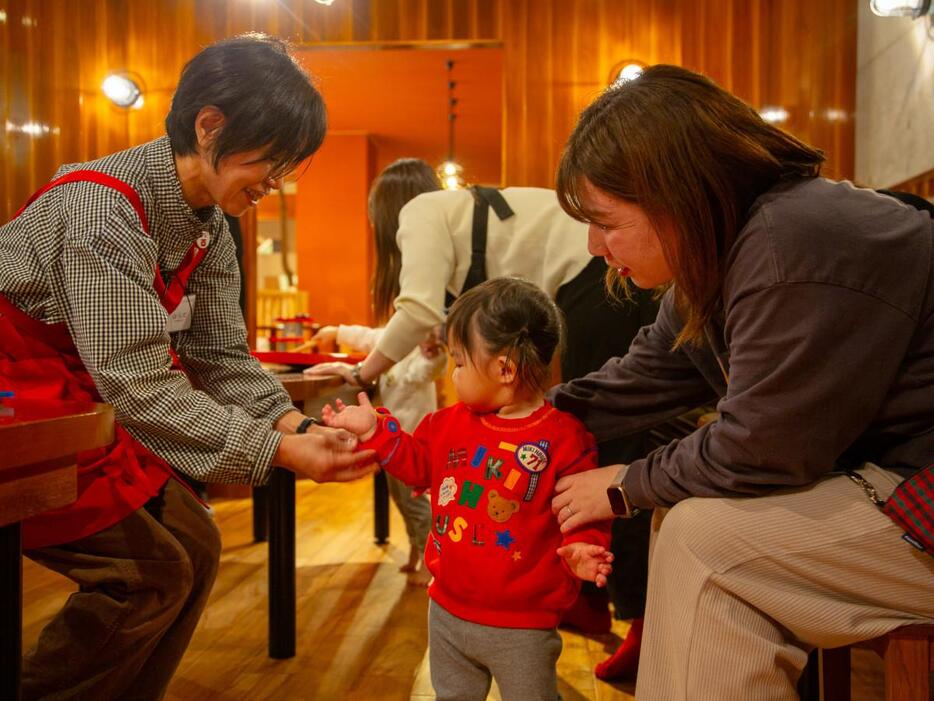 子どもたちも参加したお披露目会の様子