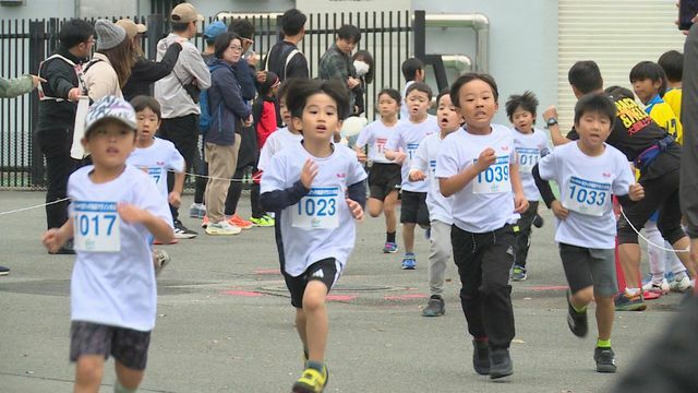 1、2年生は1.5キロを力走