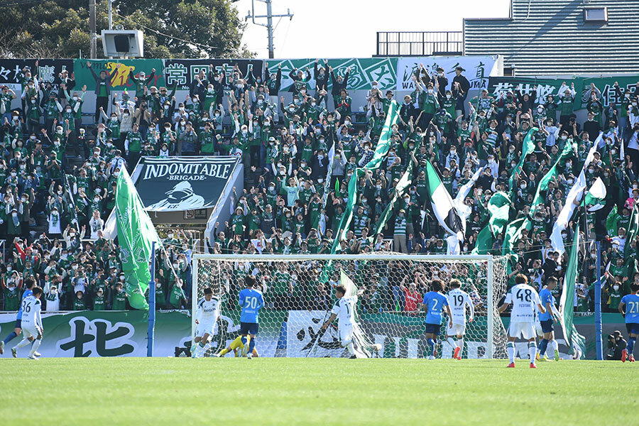 アウェーに駆けつけた松本山雅サポーターに注目（写真はイメージです）【写真：Getty Images】