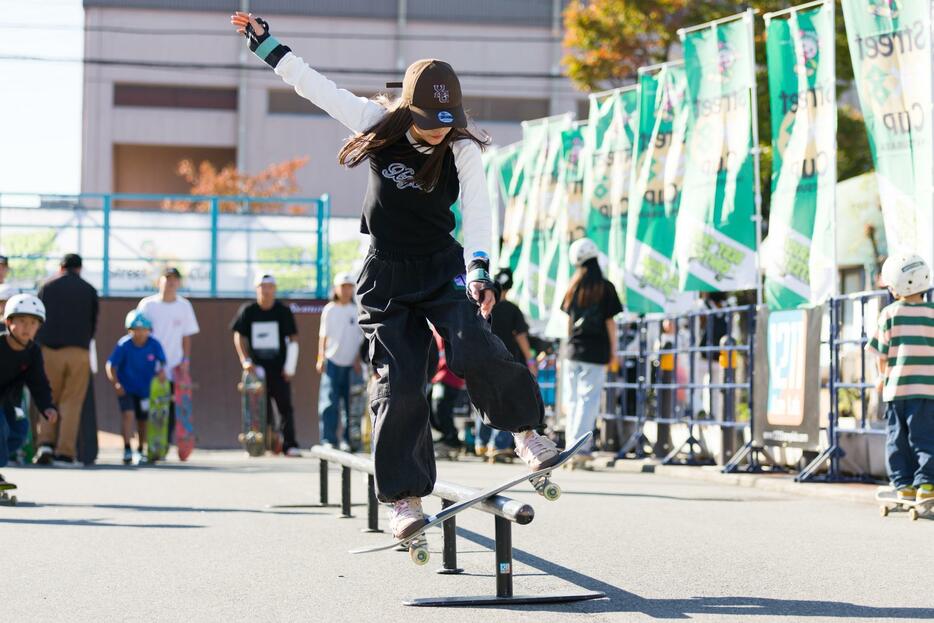 自らもエントリーし、果敢にトリックにチャレンジする清司