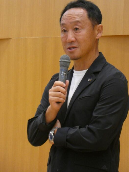 講演会に登壇したJ1町田の黒田監督