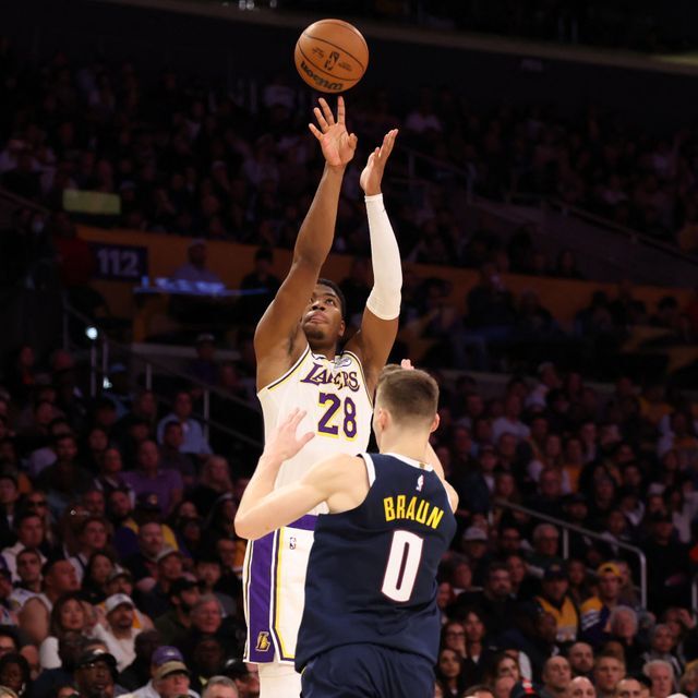 NBAレイカーズの八村塁選手(写真：USA TODAY Sports/ロイター/アフロ)