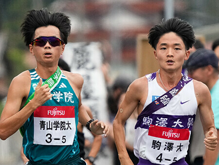 出雲駅伝５区を争う青学大の若林宏樹と駒澤大の島子公佑　Photo by SportsPressJP/AFLO