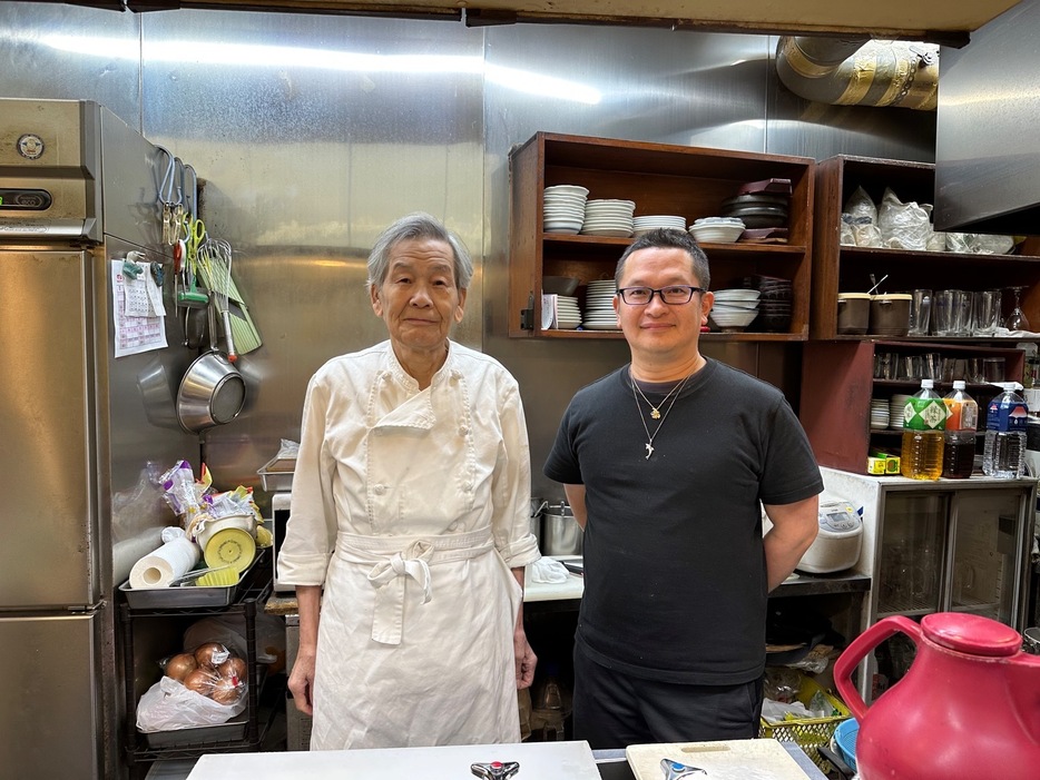 焼き肉を食べながら、イルカを存分に語れるお店。そんな店を目指したいという未来の2代目