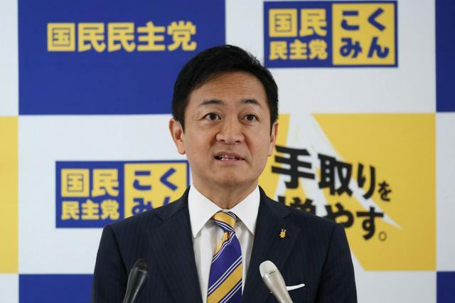 定例記者会見に臨む国民民主党の玉木雄一郎代表=2024年11月5日午前9時39分、国会内、岩下毅撮影