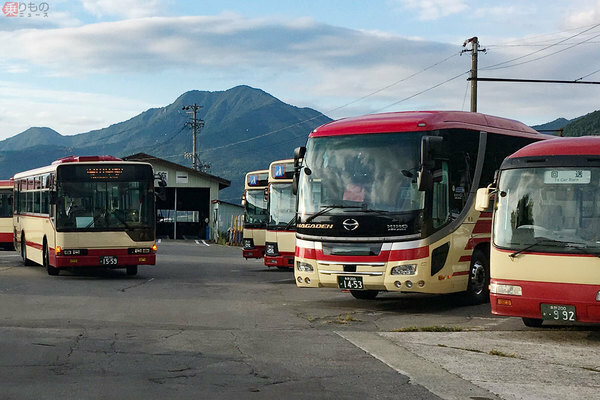 長電バスの車庫（乗りものニュース編集部撮影）。