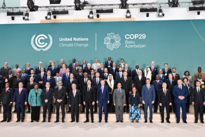 COP29に参加した各国代表ら（アゼルバイジャン政府提供）