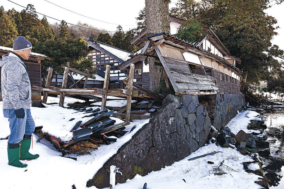 地震で大きな被害を受けた中谷家住宅＝１月１７日、能登町黒川