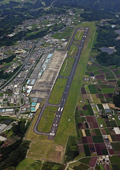 鹿児島空港＝6月