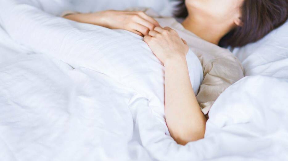 睡眠を快適にする5つのポイントと朝晩の習慣にしたい簡単ストレッチ