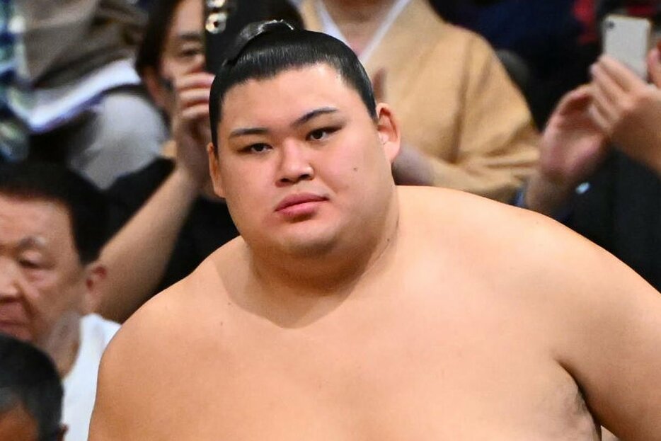 １敗差優勝争いに続く大の里